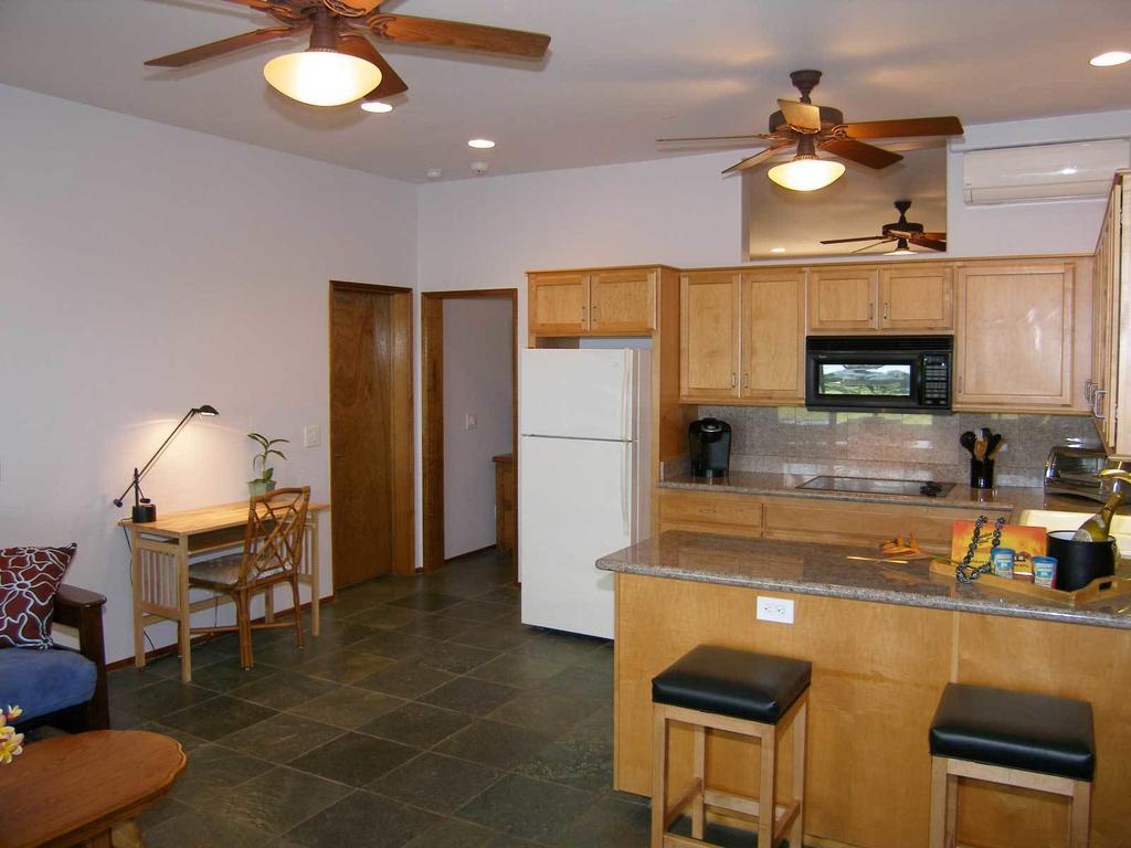 Aloha Aku Inn & Suites Kīhei Zimmer foto
